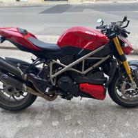 Ducati Streetfighter V2 - 2000