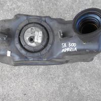 Serbatoio e pompa benzina aprilia sr max gilera