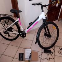 bicicletta elettrica a pedalata assistita