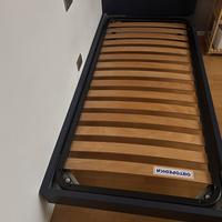 Letto realizzato artigianalmente