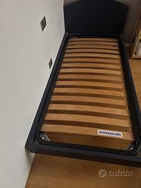 Letto realizzato artigianalmente