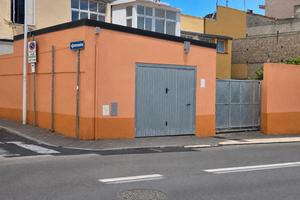 Box auto indipendente con cortile