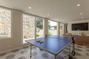 Casa indipendente di 251 m² con più di 5 locali e 