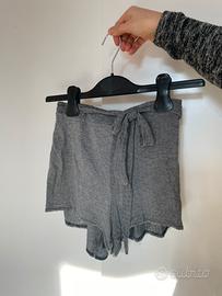 Morbidi pantaloncini corti grigi Suite Benedict