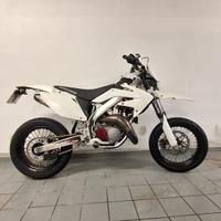 hm 125 2t