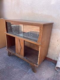 Mobili e cucina ellettrica