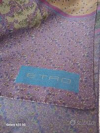 maxi foulard  di ETRO,135cm.lato