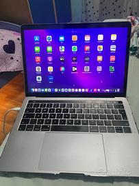 MacBook Pro 13” (2017)