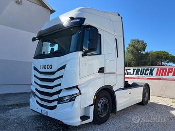 Iveco S-Way 490, anno 2022, km 402.000, ADR, Clima