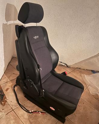 Sedile auto motorizzato per disabili