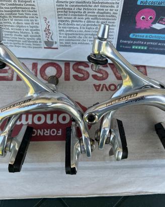 Freni anteriore e posteriore campagnolo record