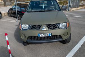 Mitsubishi l200 3porte cabina singola