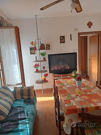 Bilocale arredato a Vada a 250 mt. dal mare