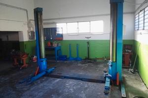 Officina completamente attrezzata