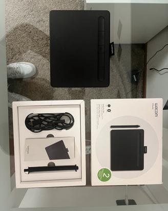 Tavola grafica Wacom con 2 software compresi