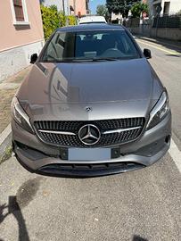 Mercedes-Benz Classe A 200 d Premium AMG