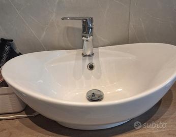 Lavabo da appoggio