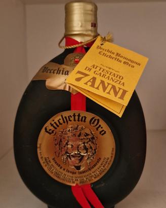 Bottiglia  Brandy Vecchia Romagna etichetta nera 