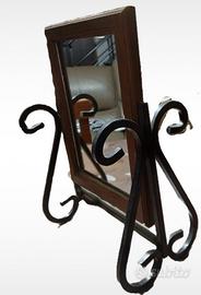 Specchio da toeletta