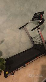 Tapis roulant professionale con inclinazione