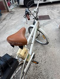Bici elettrica pedalata assistita