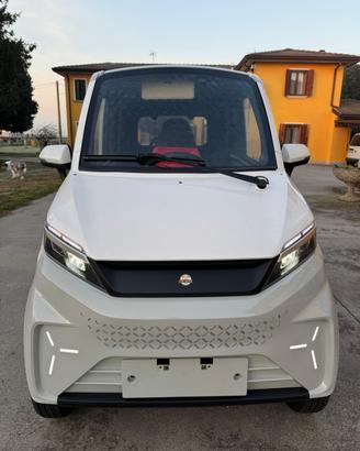 Orvedo bebetta auto senza patente