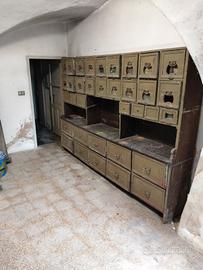 RARA cassettiera  monumentale  fine 800
