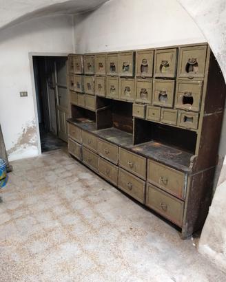 RARA cassettiera  monumentale  fine 800