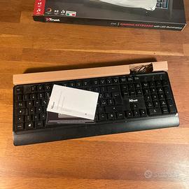 Tastiera Gaming Trust - Retroilluminata RGB