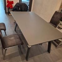 tavolo in vetro allungabile 