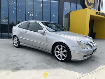 MERCEDES-BENZ C 220 CDI cat Sportcoupé Classic