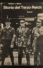 Libro Storia del Terzo Reich. William L. Shirer.