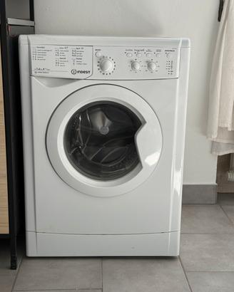 Lavatrice Indesit 6kg Classe A++