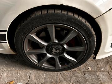 Cerchi e gomme abart