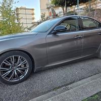Cerchi Alfa Giulia 18" comprese di gomme