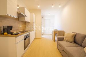 BILOCALE NUOVO CON LASTRICATO