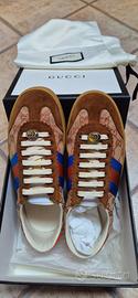 Sneaker Gucci G74 (521682-KY940-8370)