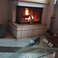 Tavolino basso in cristallo