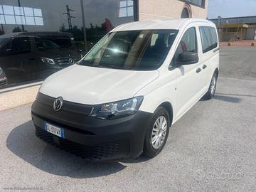 VOLKSWAGEN Caddy 2.0 TDI 102CV Space 5 POSTI AUTOV