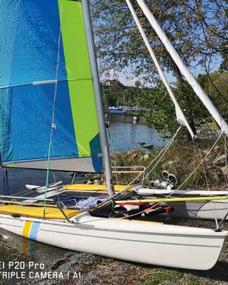 Catamarano CNA Phantom (modificato)