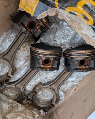 5 pistoni e 5 bielle originali fiat coupé 