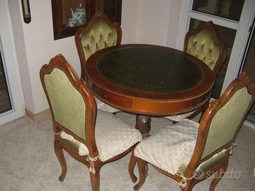 Tavolo da gioco con 4 sedie