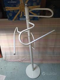 Piantana porta asciugamani