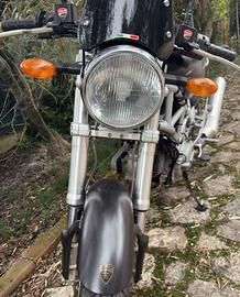 Moto Ducati Monster