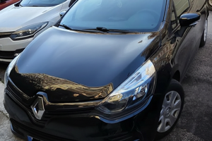 Renault Clio 1.2 75CV 5p. Authentique(2017) perfet