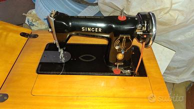 Macchina per cucire Singer completo anni 1950