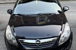 Opel corsa D 2007