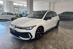 Volkswagen Golf GTI 2.0 TSI DSG