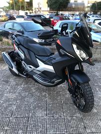 Scooter Peugeot XP 400 GT