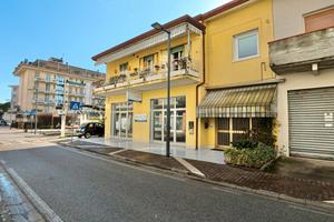 JESOLO - Locale commerciale
